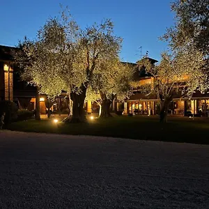 Lantgård Ripa Del Bosco